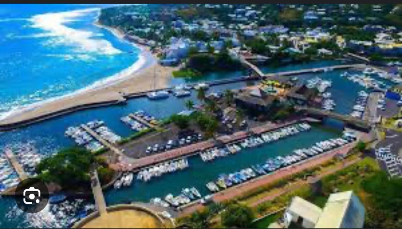 Case A Roches Saint-Gilles-les Bains Exterior foto